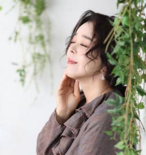 '<b>잃어버린 우산</b>' <b>우순실</b>, 새로 쓰는 음악 여정